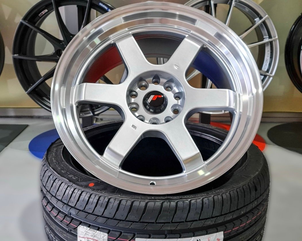 Llantas Japan Racing JR12 Hyper Silver - Imagen 3